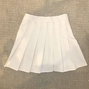 Pleated skirt